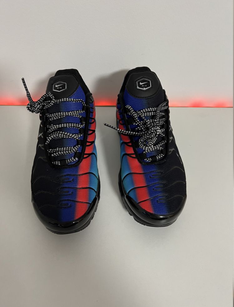 Nike air max plus azul vermelha e preta nova com caixa