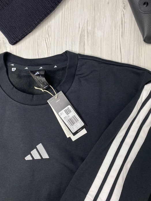 Утеплена кофта Adidas чорна