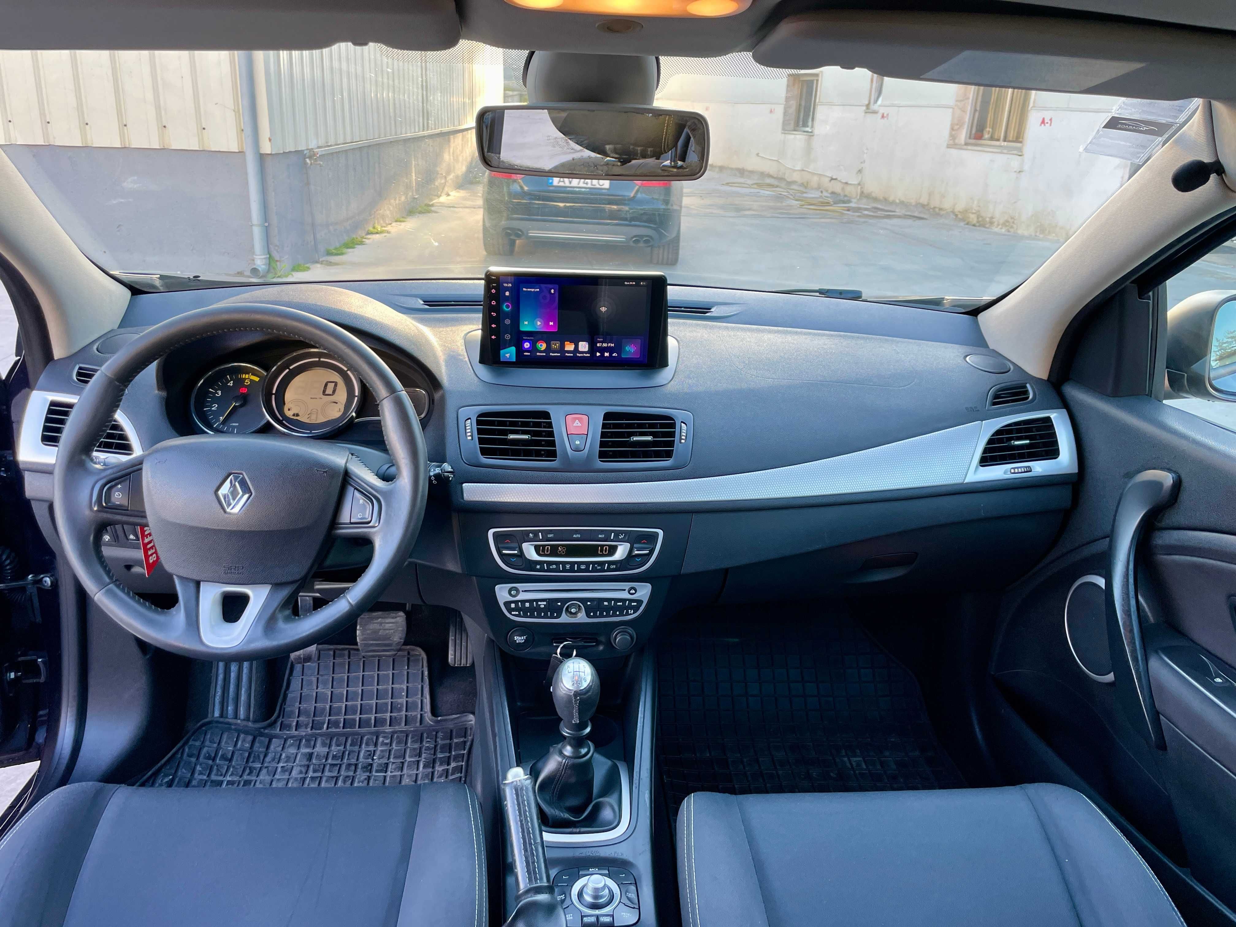 Renault Mégane Sport Tourer 1.5dCi GPS+Câmera c/Garantia - 113€ p/mês