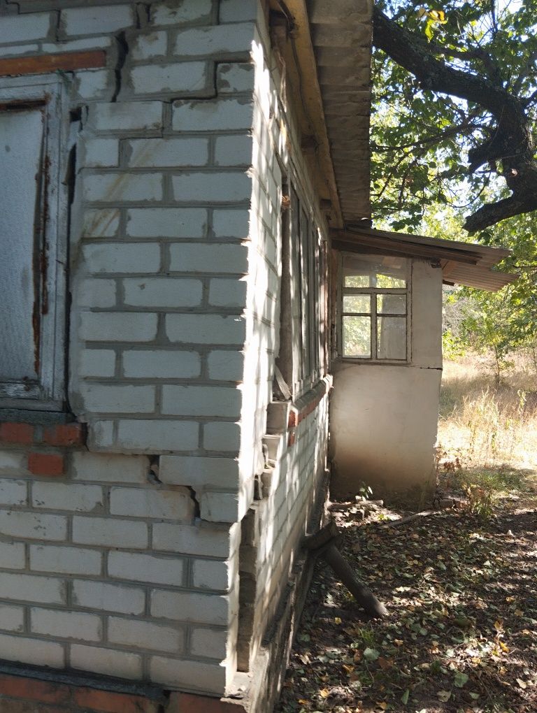 Продам дом Нововодолажский район.