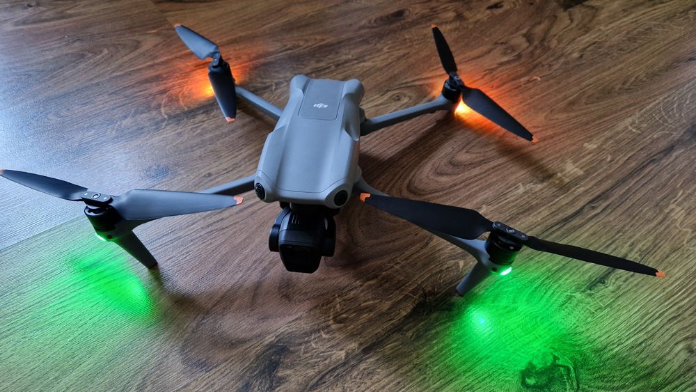 Dron Dji Air 3 Fly more combo