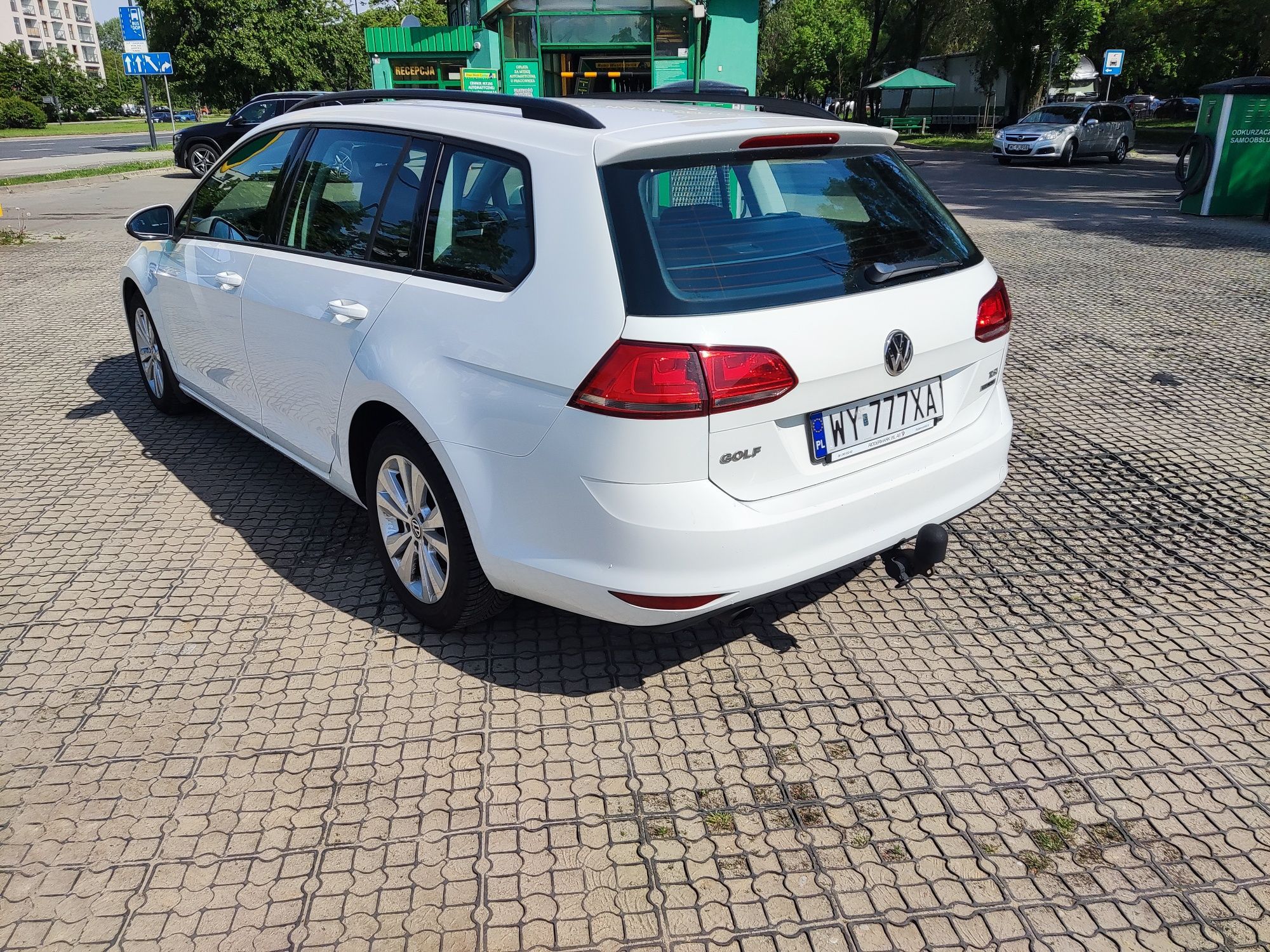 Volkswagen Golf Kombi 1.2 TSI Szwecja 2014 r.