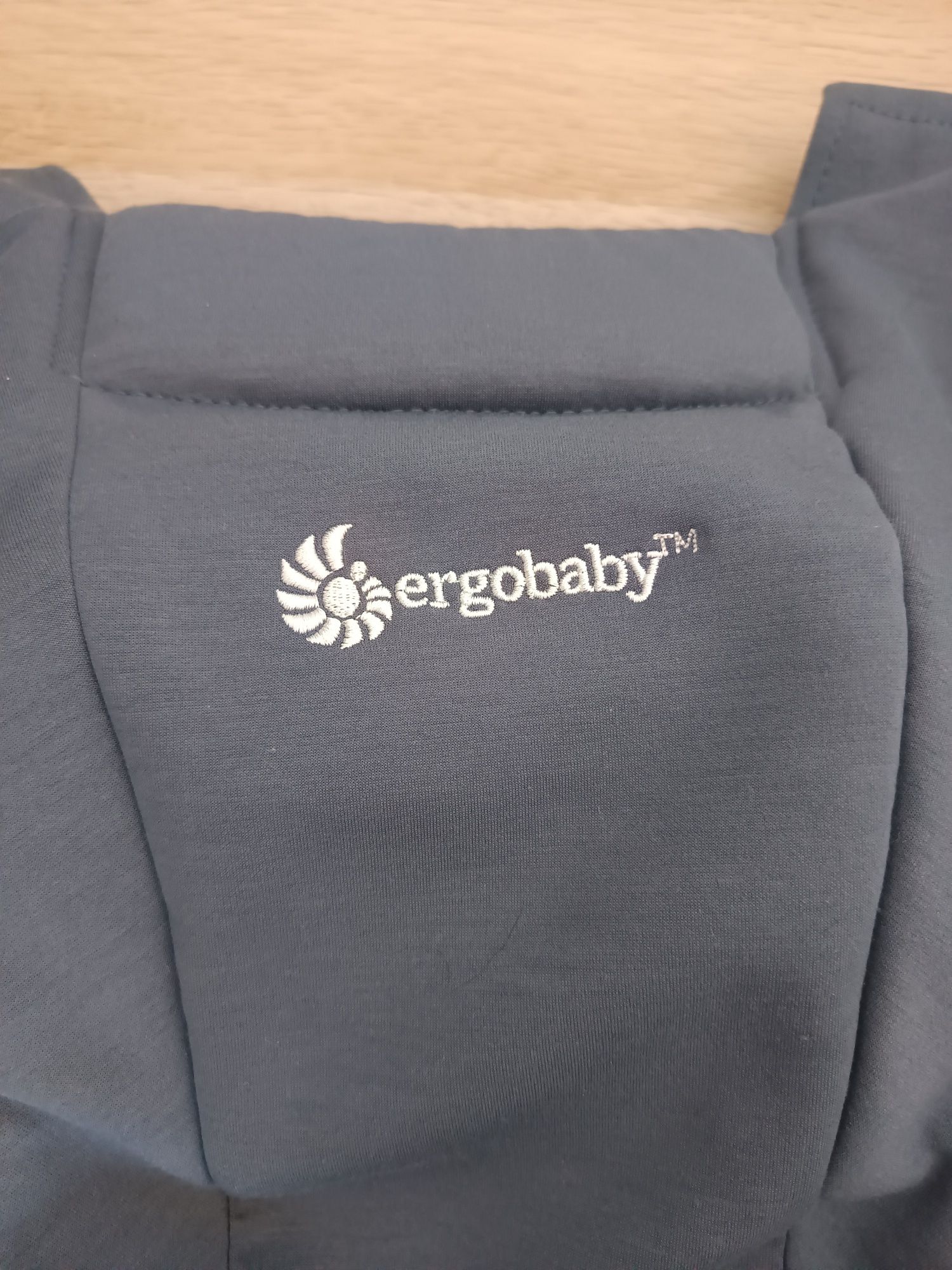 Mochila/ Marsupio Ergobaby Embrace