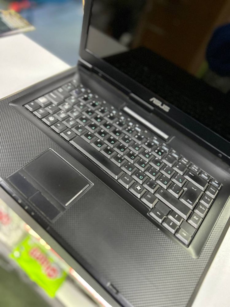 Ноутбук ASUS X58C