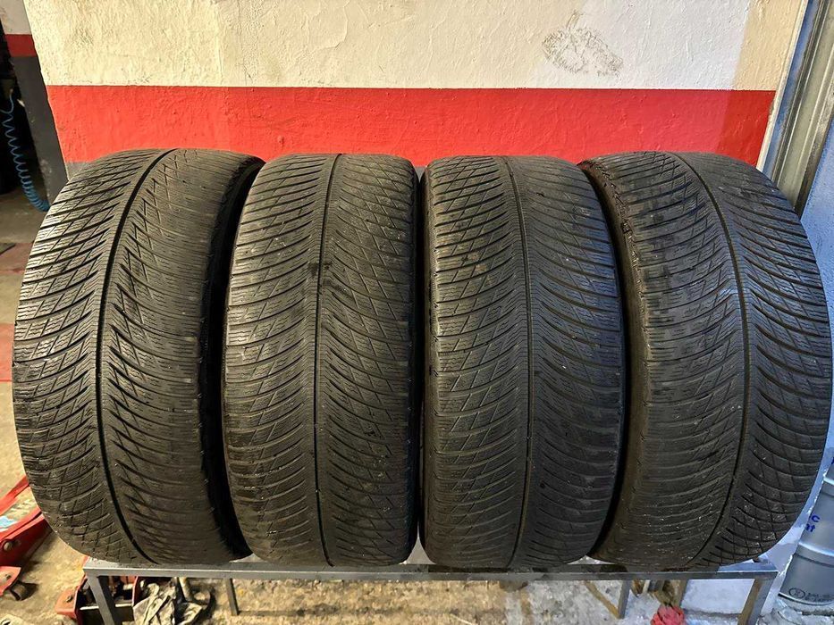 275/45R21 Michelin Pilot Alpin 5 SUV komplet opon zima 5,3mm nr2369