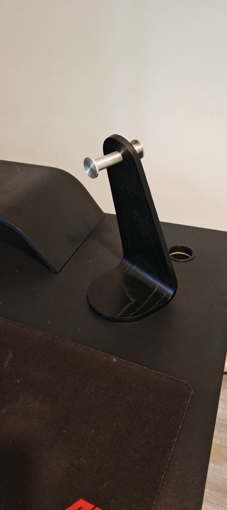 Mesa Gaming com stand de monitor e stand de headset