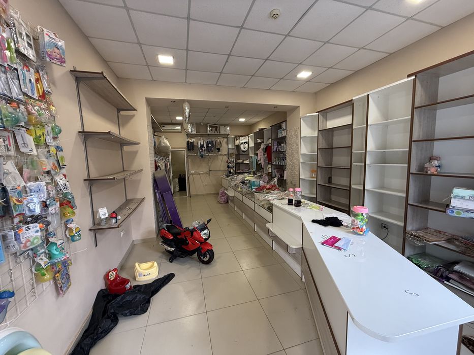 Здається в оренду приміщення. Коломия, вул. Театральна 30