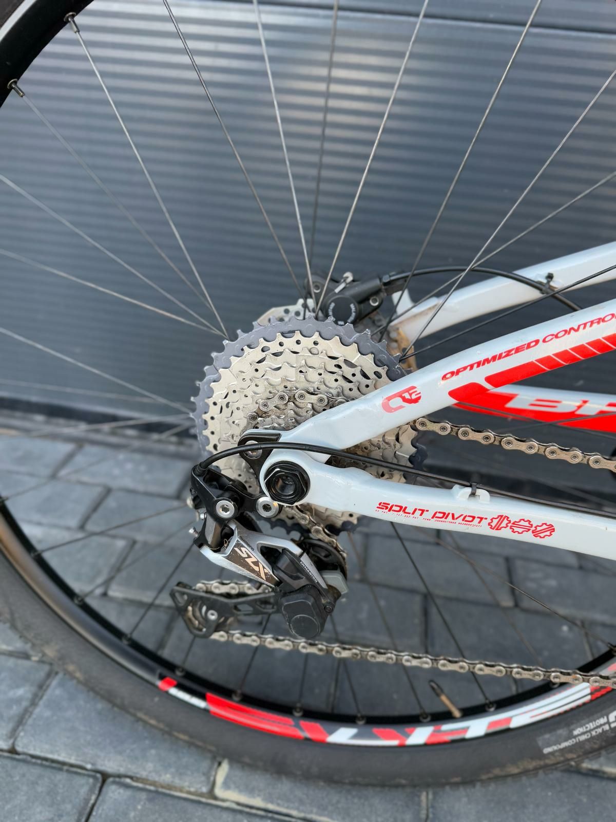 BH Lynx Race 1x11 SLX Recon 29 MTB