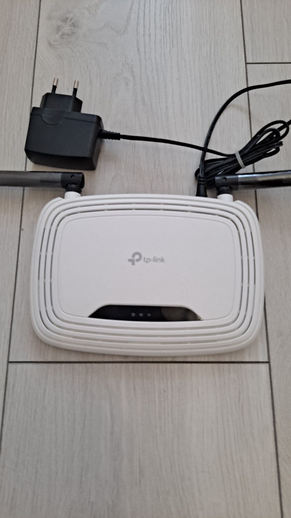 Router TP-LINK TL-WR841N