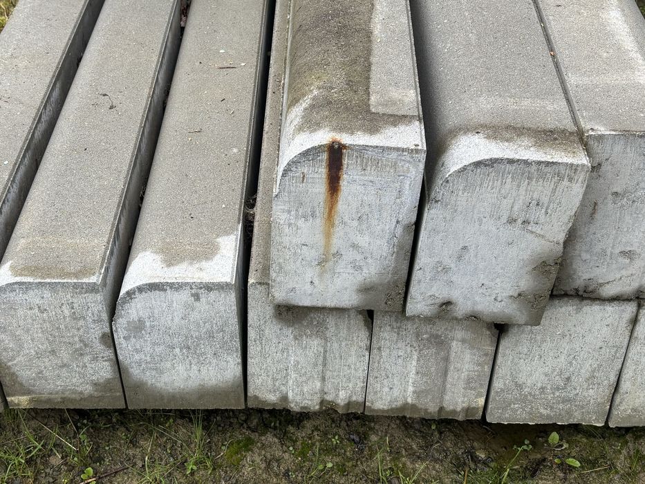 Krawężnik Najazdowy 15x22x100 SZARY
