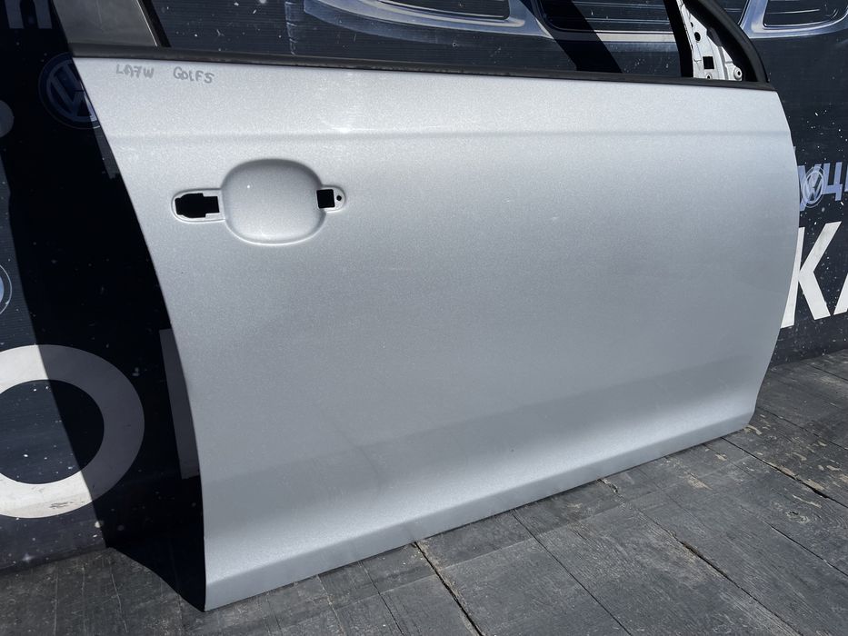 Дверька двері двери Гольф 5 6 універсал двері дверь Golf 5 6 LA7W
