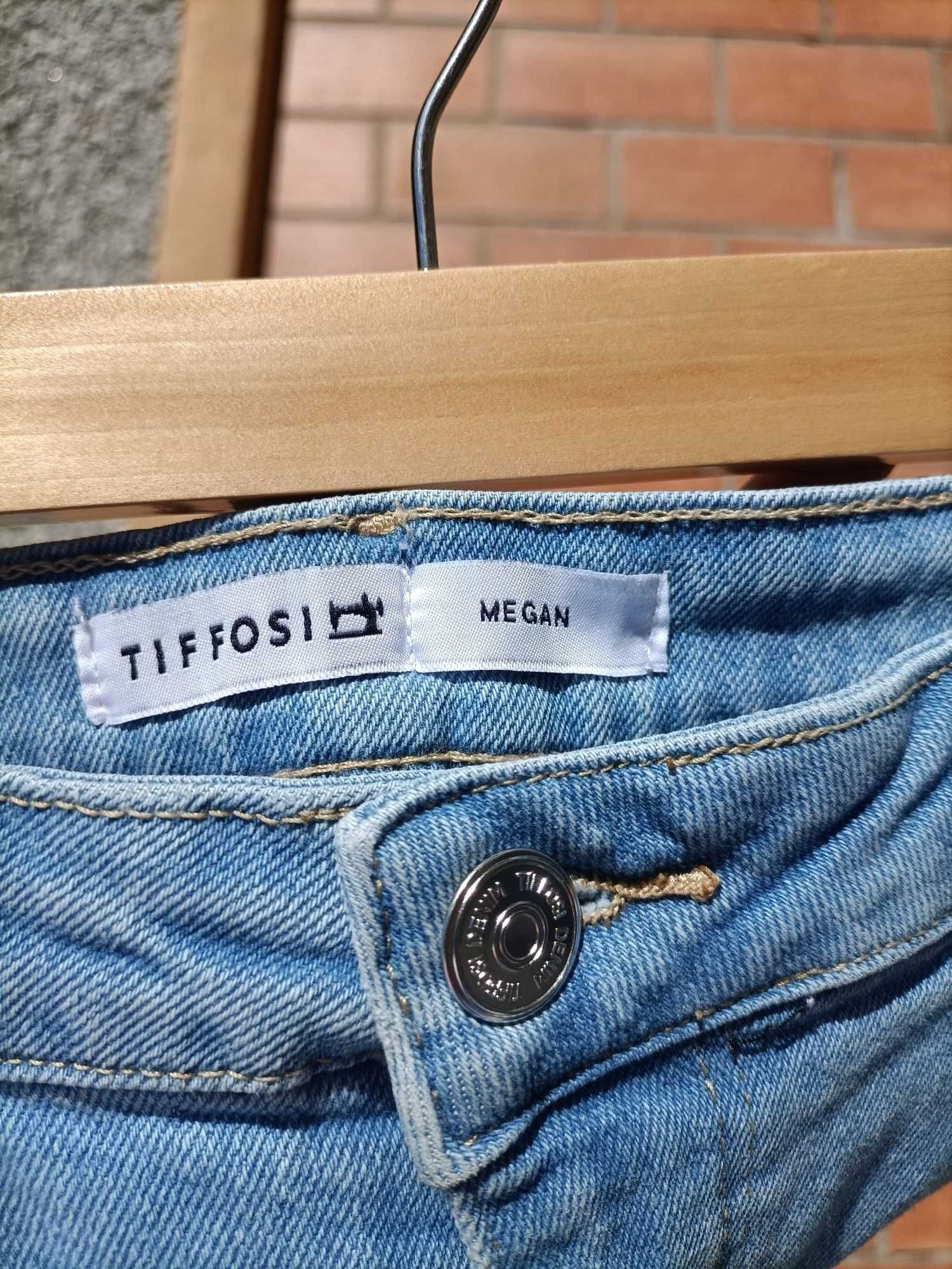 Calças Megan Cropped Flare cintura alta