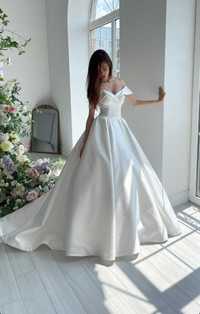 Весільна сукня від салону Neonilla / свадебное платье