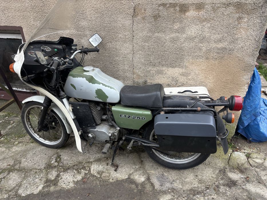 MZ ETZ 250 policja