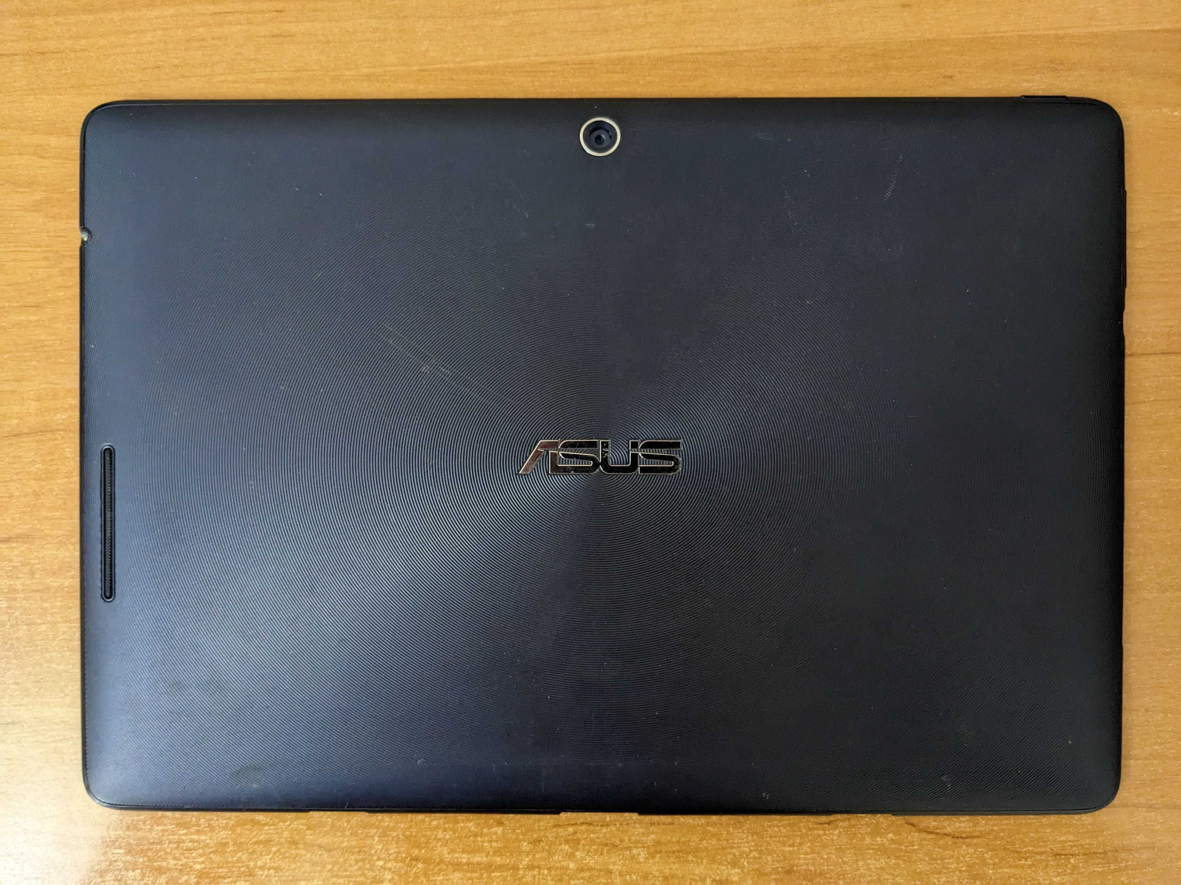 Планшет Asus Transformer TF300TG 3G 32GB c док-станцией,блочек,кабель