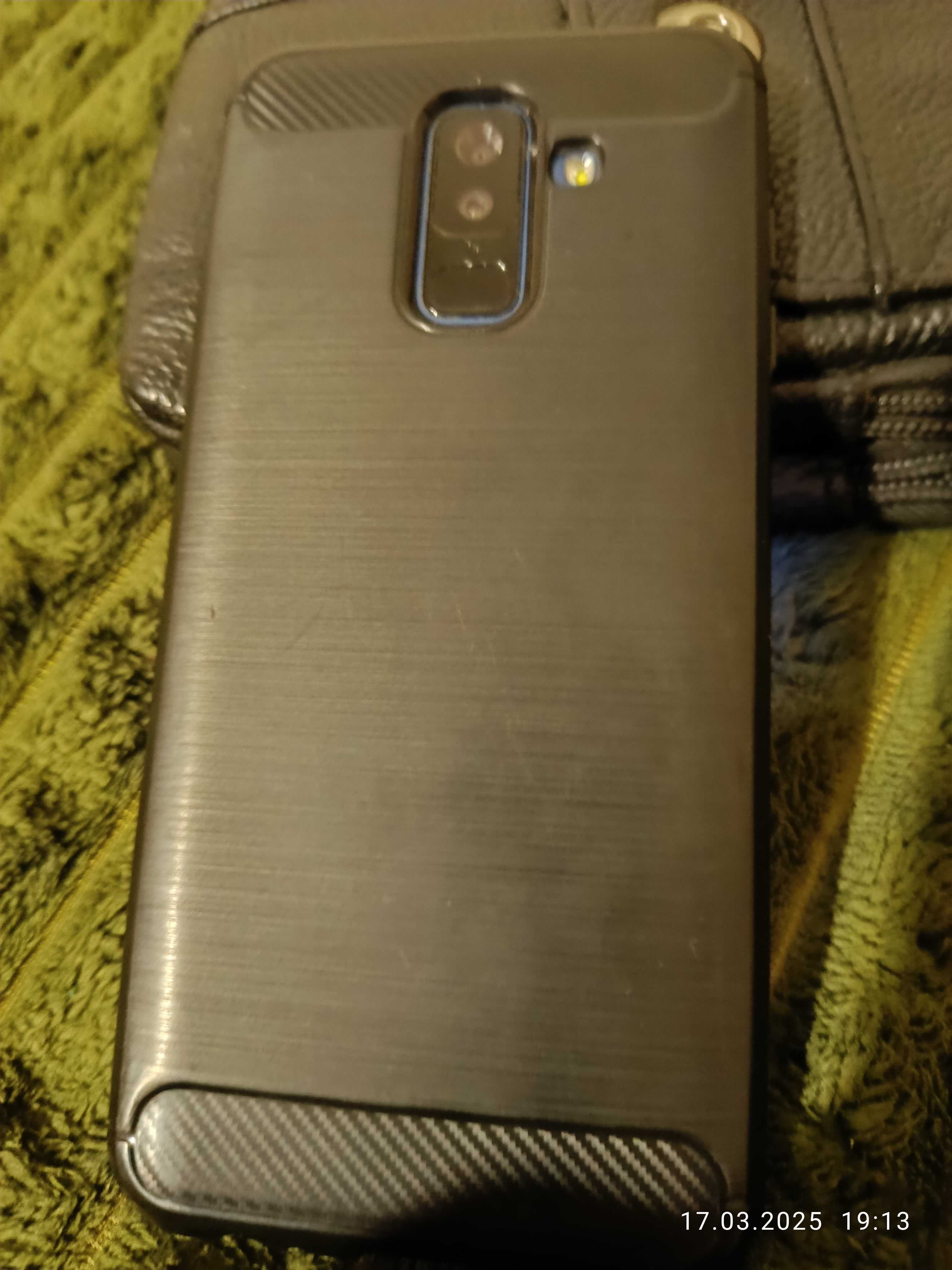 Продаю Samsung Galaxy A6+ Amoled
8 ядер 
Amoled