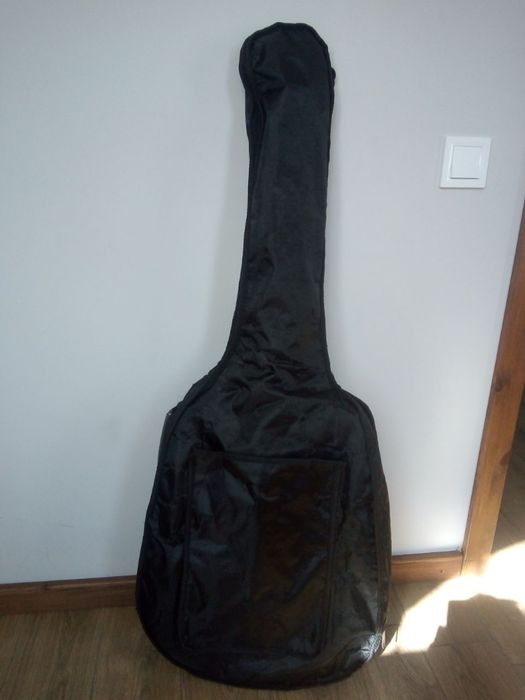 Продам аккустическую гитару Epiphone DR 100 NA