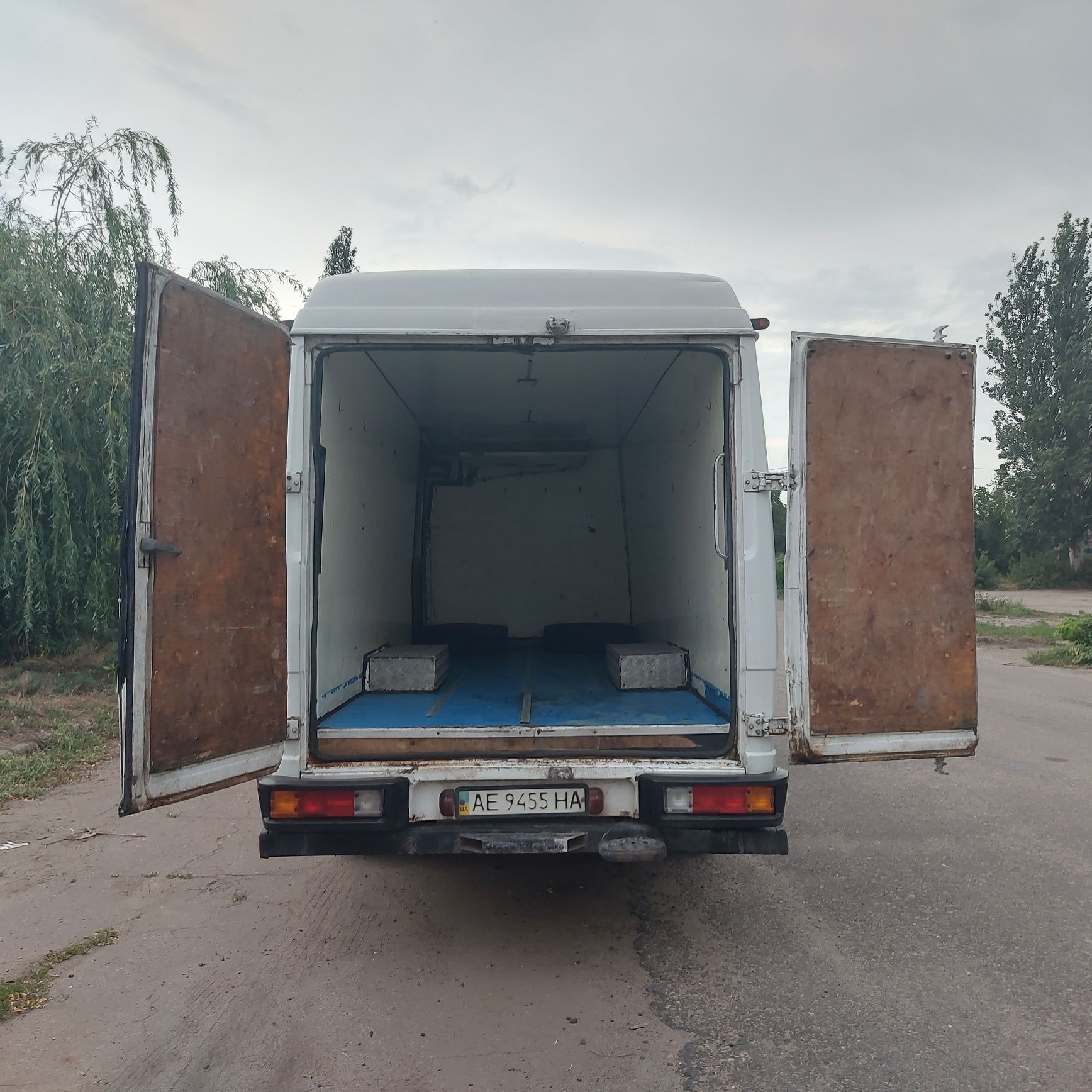 Продам Мерседес Варіо 814D