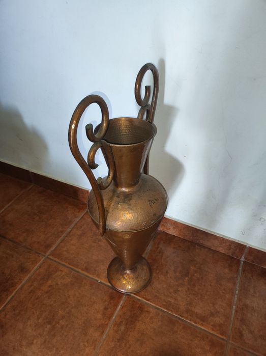 Vaso / floreira em cobre