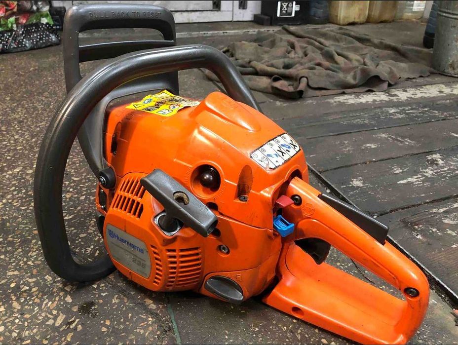 Продаю Бензопилу "Husqvarna" 236