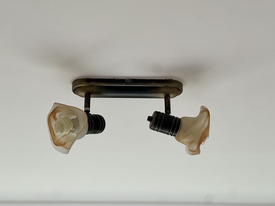 Lampa sufitowa na 2 żarowki