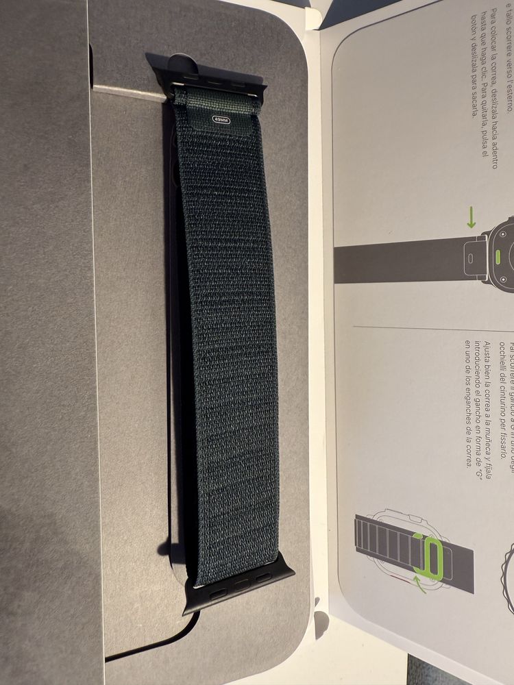 Apple Watch Ultra Black 2 Loop Alpine Verde - M