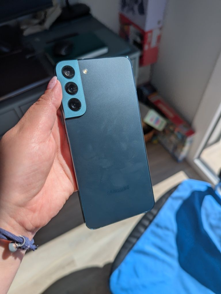 Samsung S22+ c/ pelicula e Capas