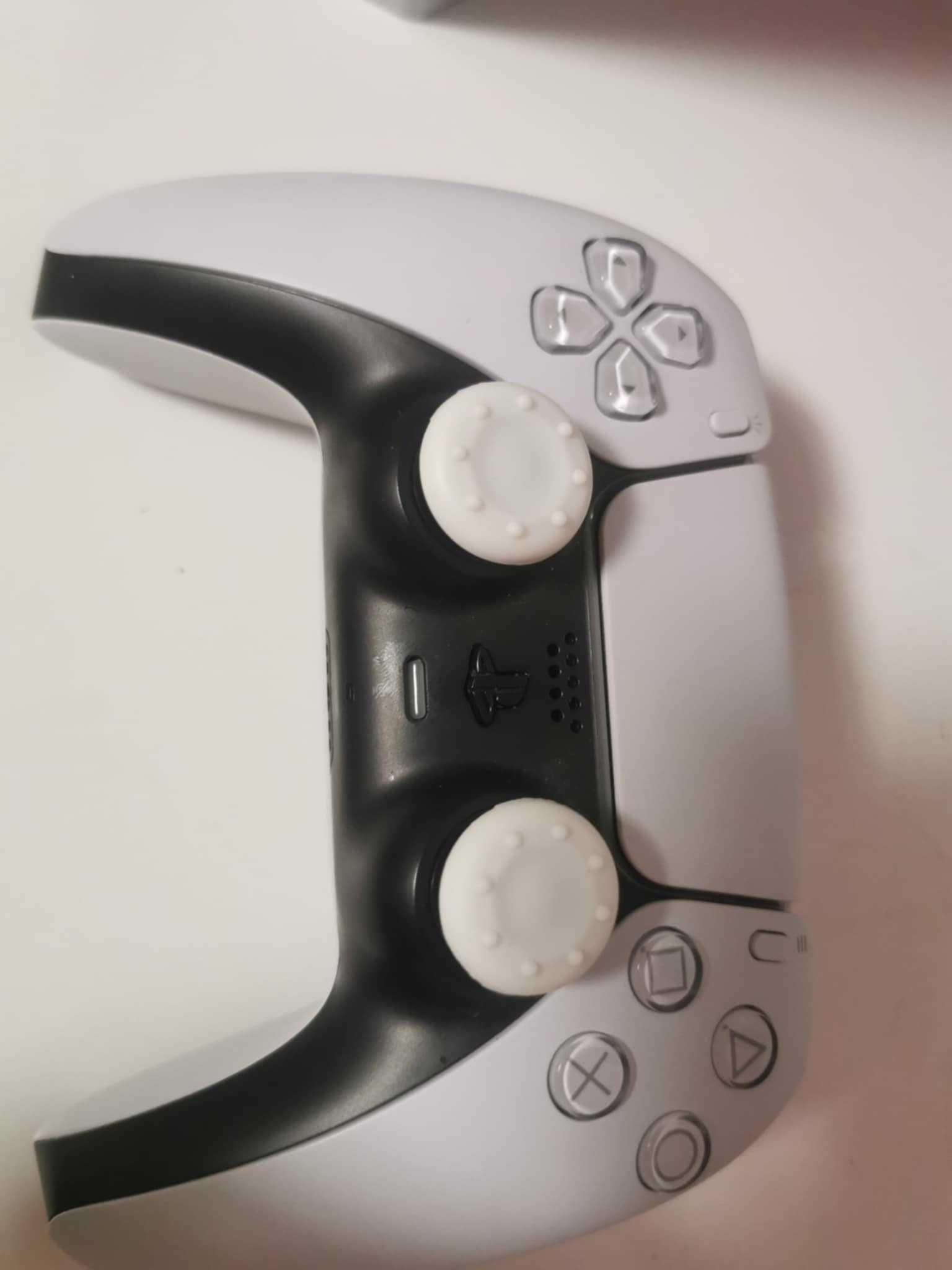 Sprzedam Playstation 5  z Napedem Pad Gra Gwarancja 10/2026 lubzamiana