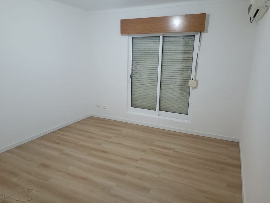 Apartamento t1 serra das minas (sintra)