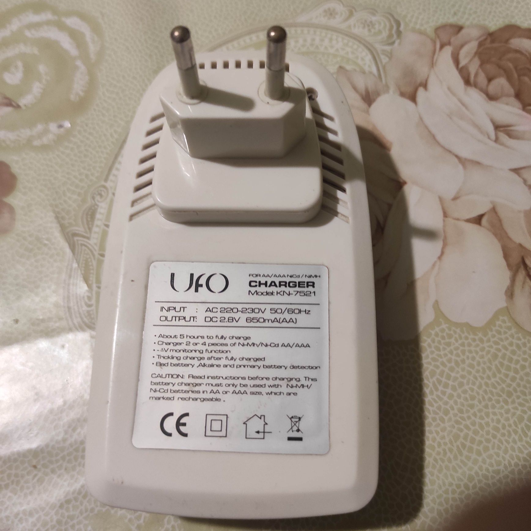 Зарядное Ufo charger