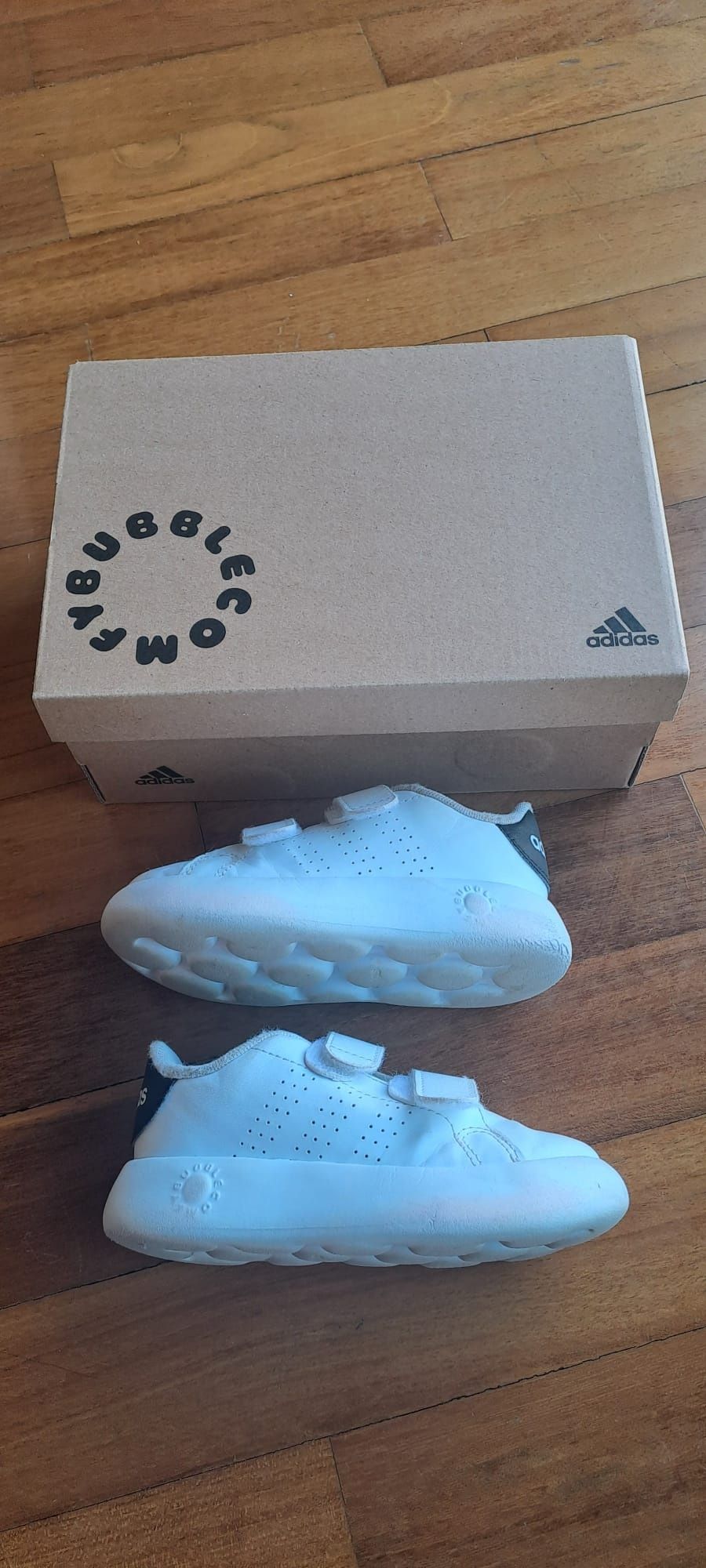 Sapatilhas Adidas BubbleComfy 25