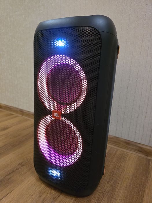 JBL partybox 100