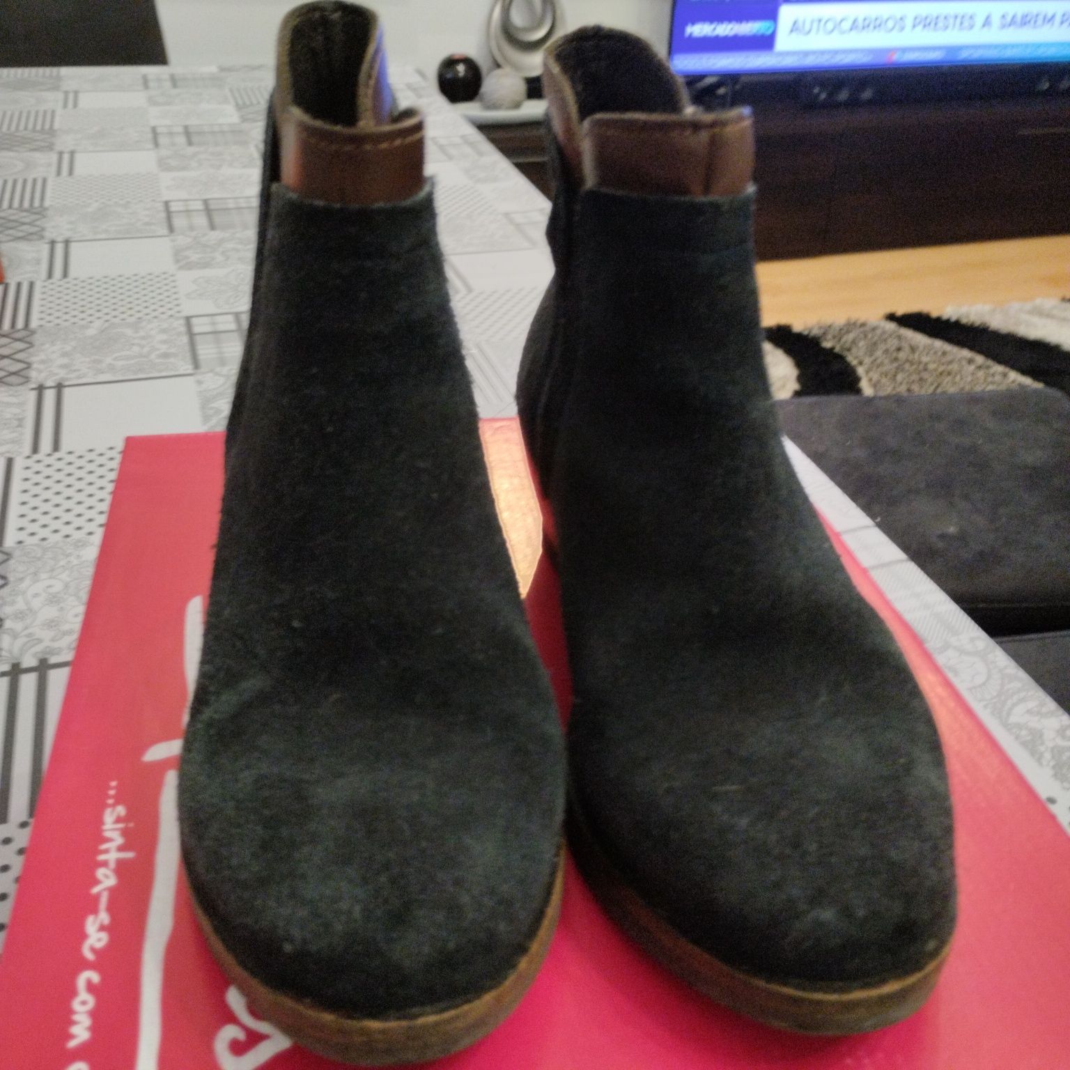 Botas azuis em camurça 36