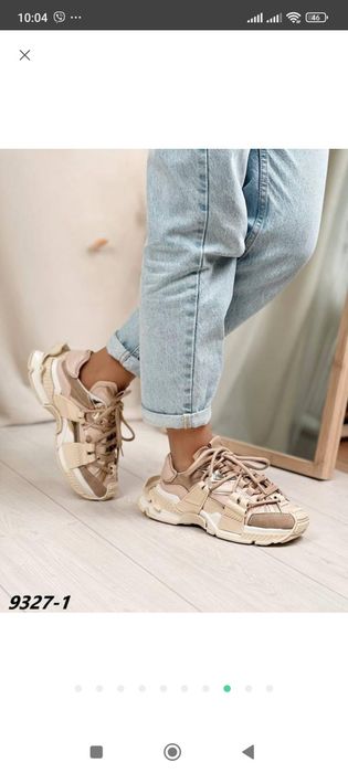 Жіночі кросівки у стилі d&g