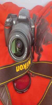 Зеркалка Nikon d-3100