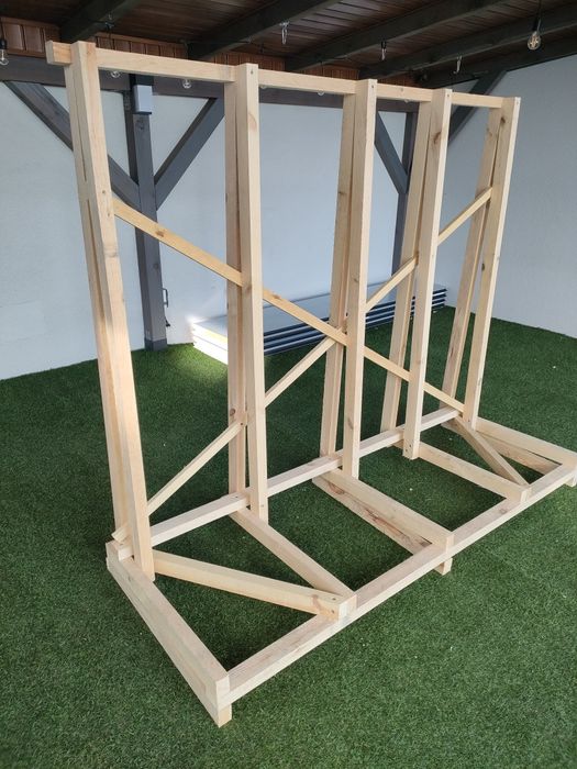 Stojak na szyby, okna - drewniany.