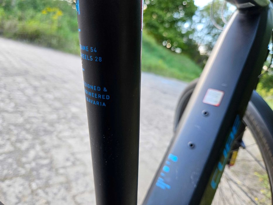 Rower elektryczny CUBE Kathmandu Hybrid Pro 54 cm /Model 2021