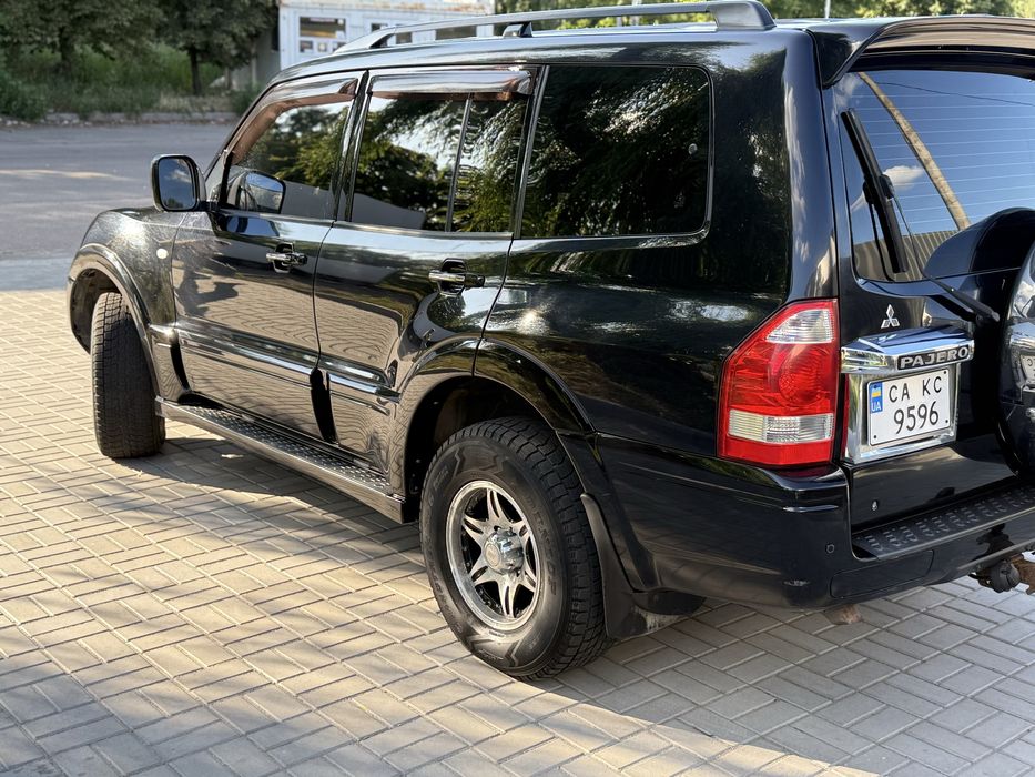 Mitsubishi Pajero Wagon 2006, бензин + газ, 3.0, автомат