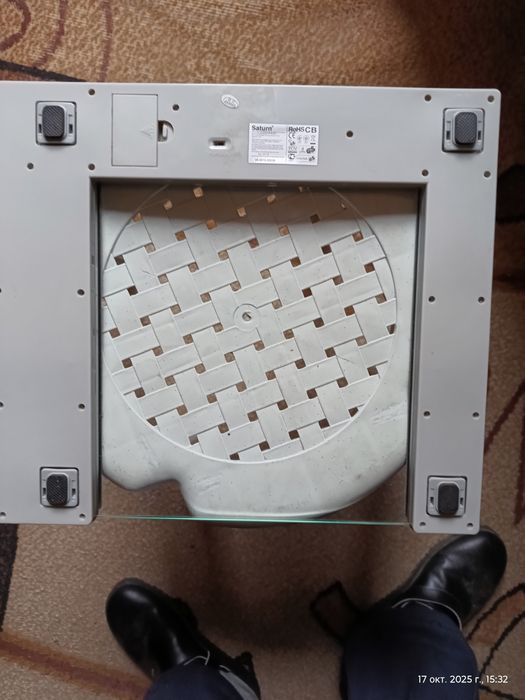 Ваги напідлогові електронні під ремонт