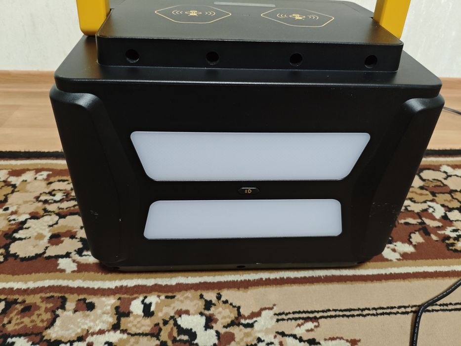 Зарядна станція AlphaESS Blackbee 1000 (1000 Wh )