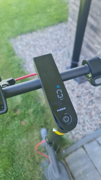 Hulajnoga elektryczna xiaomi pro4