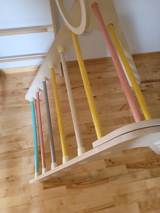 Drabinka do wspinania ze zjeżdżalnia ścianką