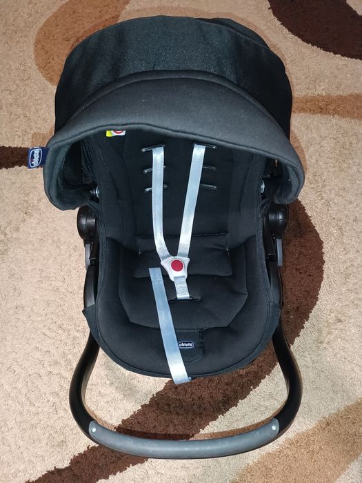 Автокрісло-переноска Chicco Auto-Fix Fast з базою Chicco Isofix Base