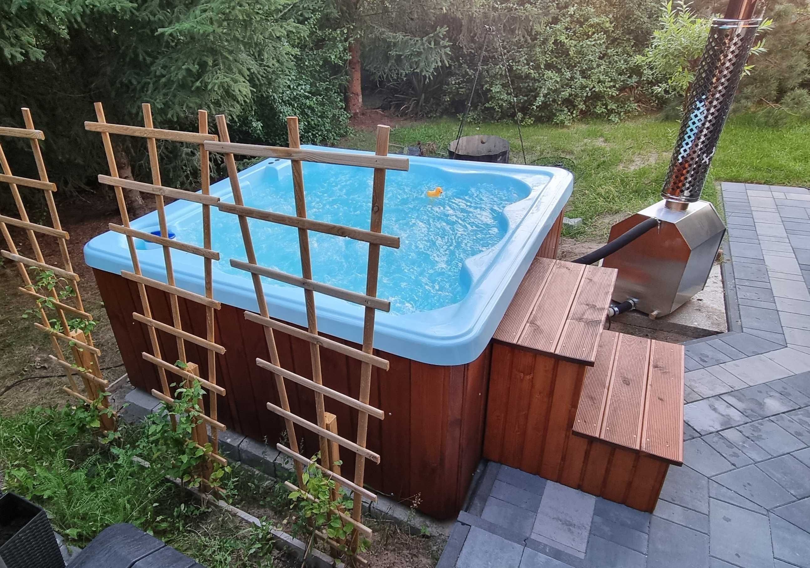 Jacuzzi gorąca beczka piec w komplecie pokrywa hydromasaż transport