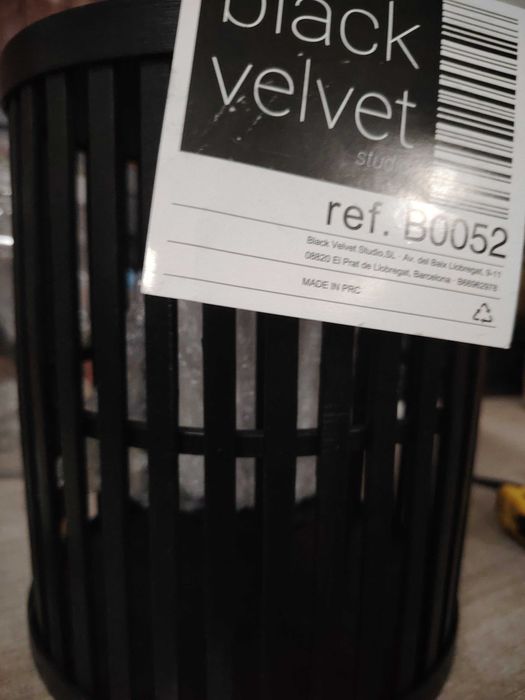 Lampion ogrodowy czarny