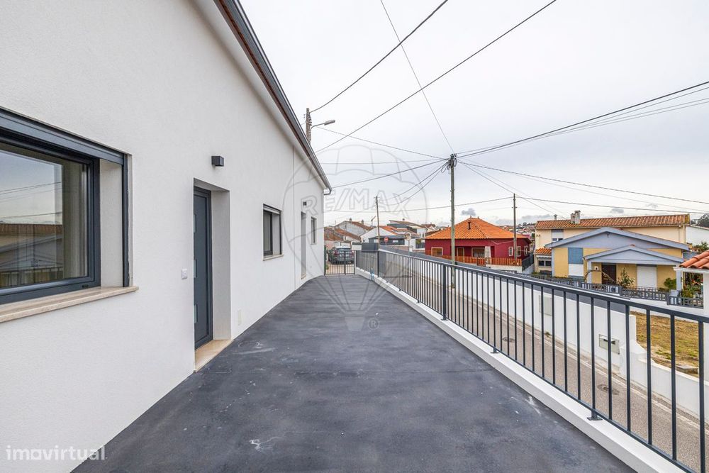 Apartamento T4 para arrendamento