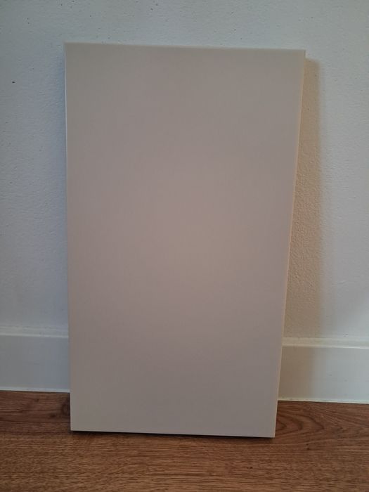 Próbka frontu lakierowanego NCS 1505 y50r.