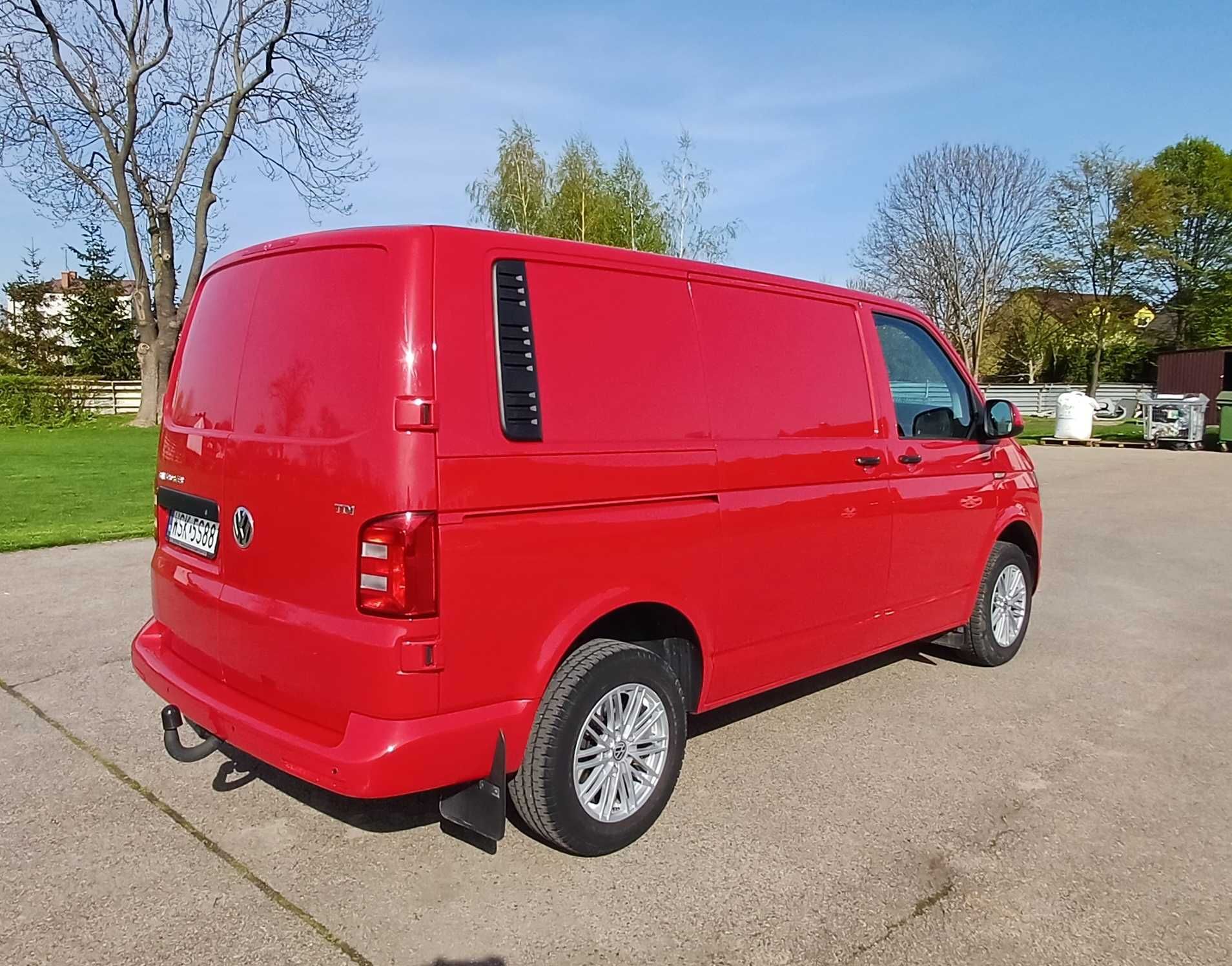 Volkswagen Transporter T6 Highline 2.0 TDI Super Stan vat1