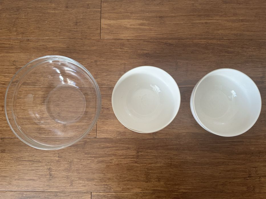 Zestaw czyerech misek