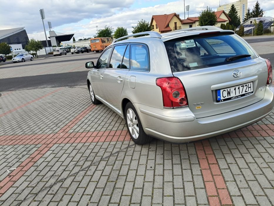 Toyota Avensis t25 2.0 D4D